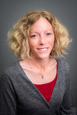 staff-photos - Melissa Linton